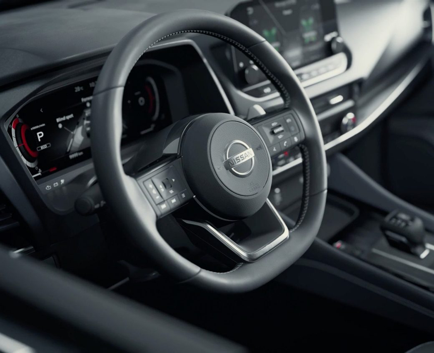 VOLANT GRAINÈ EN CUIR